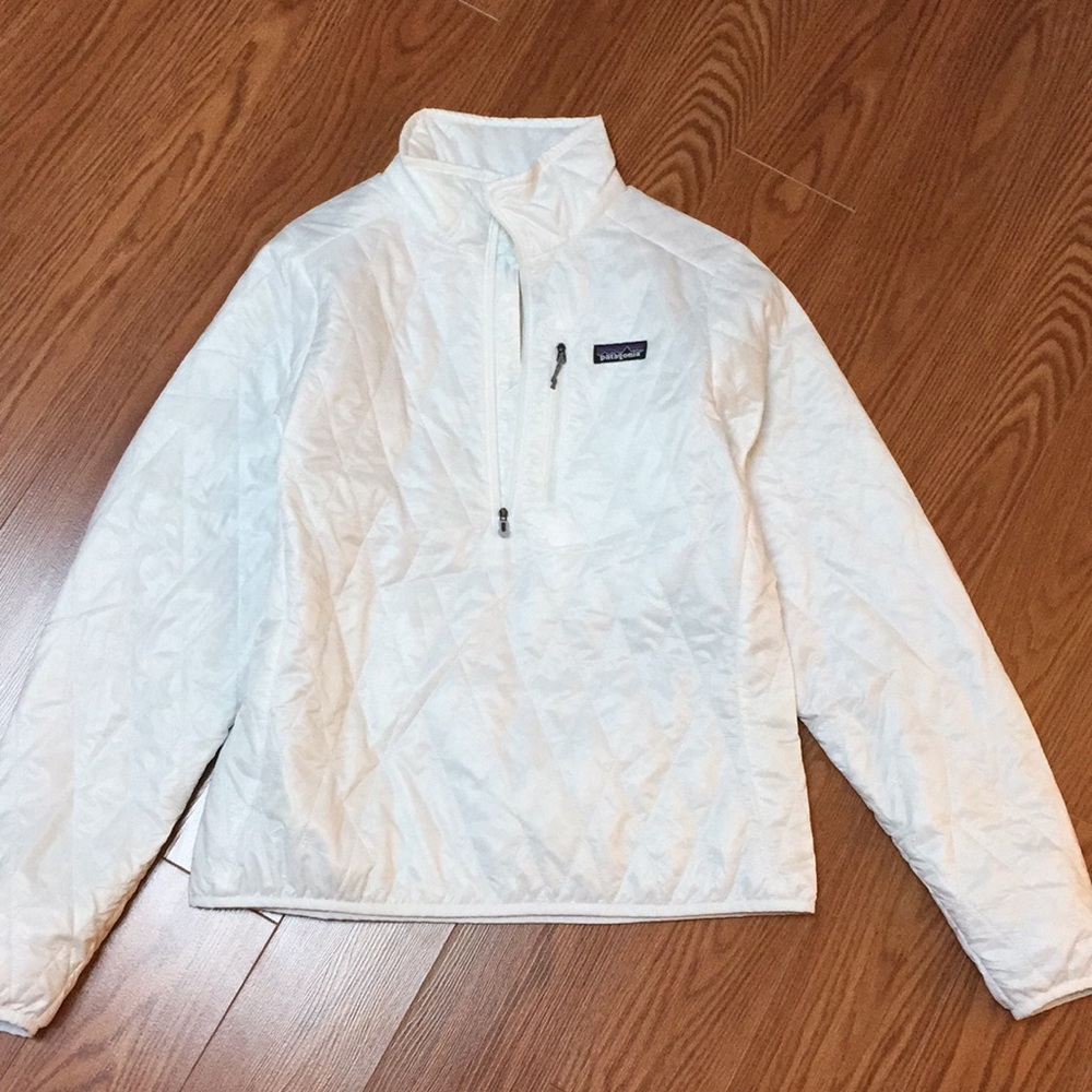 NWOT Patagonia white primaloft large nanopuff coat